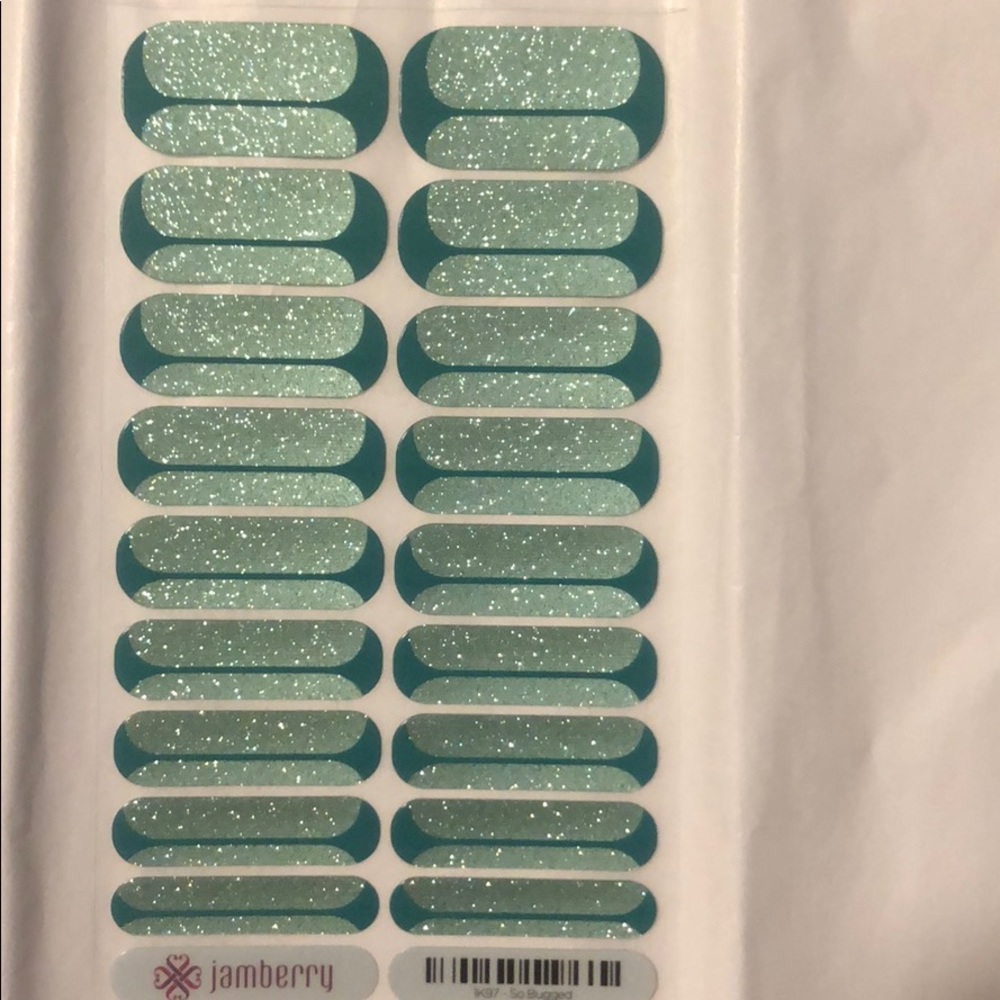 Jamberry So Bugged Full Sheet